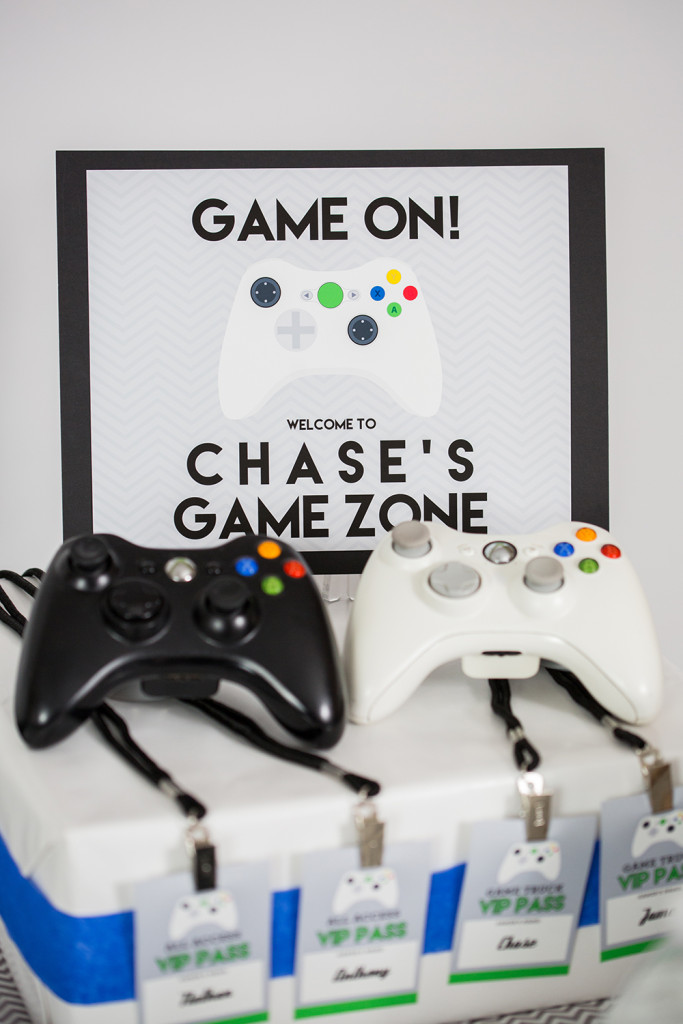 Video Game Party Printable and Invitation Set with White Controller ...